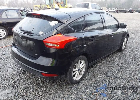 2017 Ford Focus Se z USA, uszkodzony, nr VIN 1FADP3K29HL213445